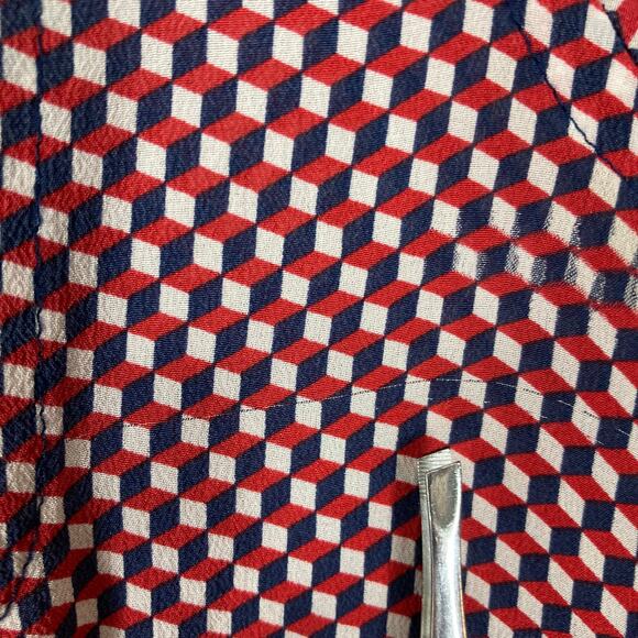 THEORY Button Shirt Women XL Silk Multi-Red Geo-Print Pocket Long-Slv “Rogene” - Picture 9 of 13